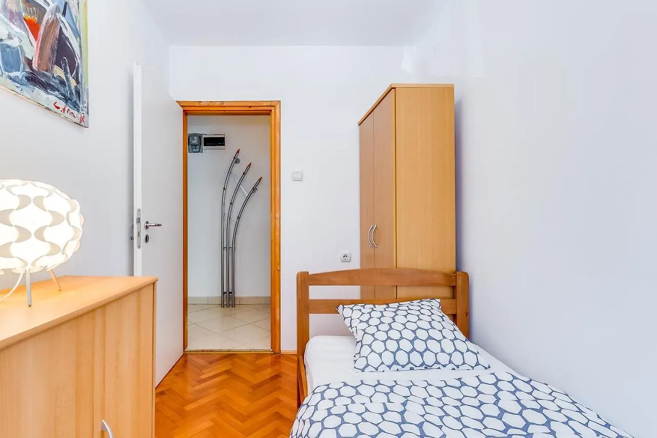 Two Bedroom Apartment Potok Rijeka